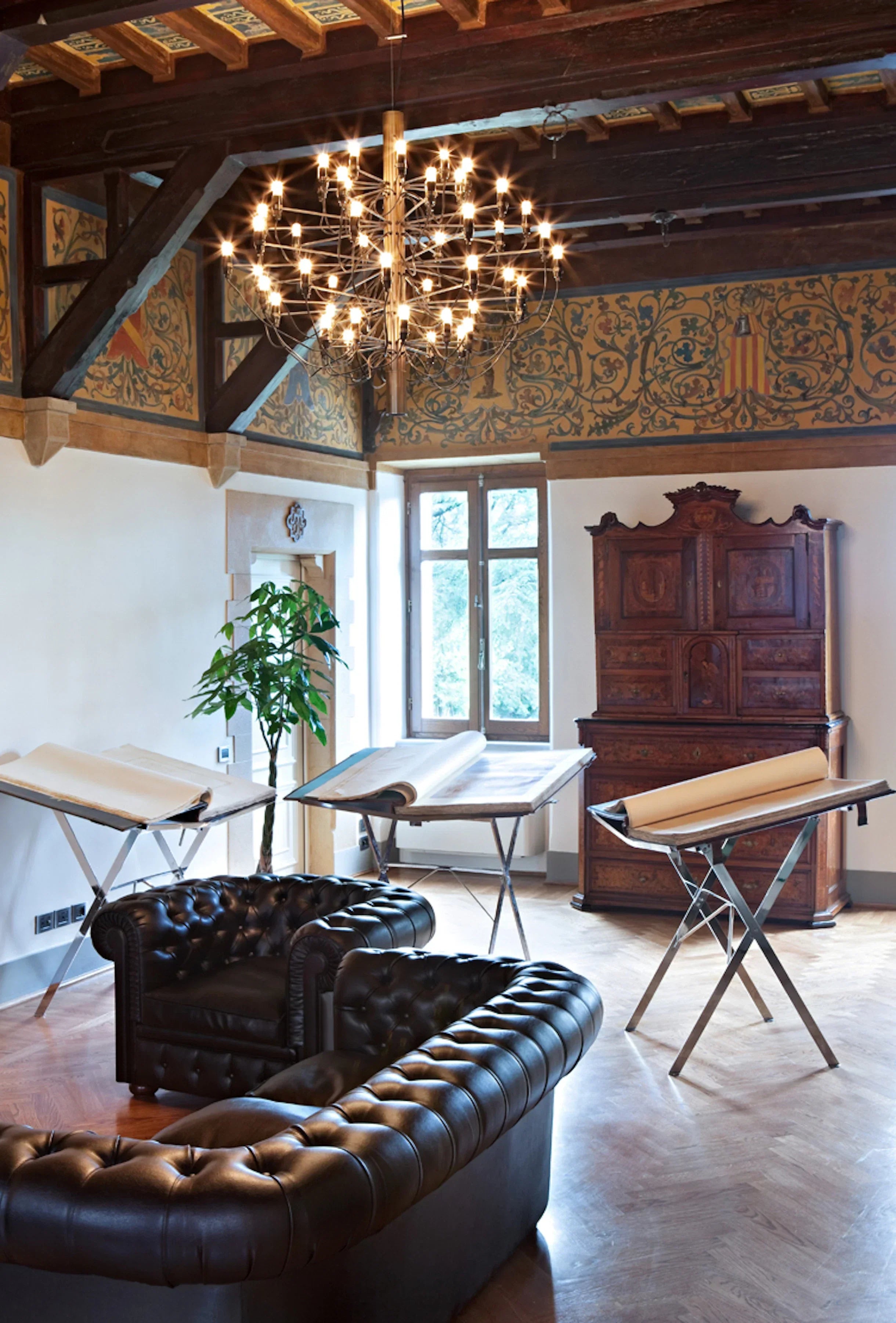 Living Room Lighting Ideas for Modern Interiors