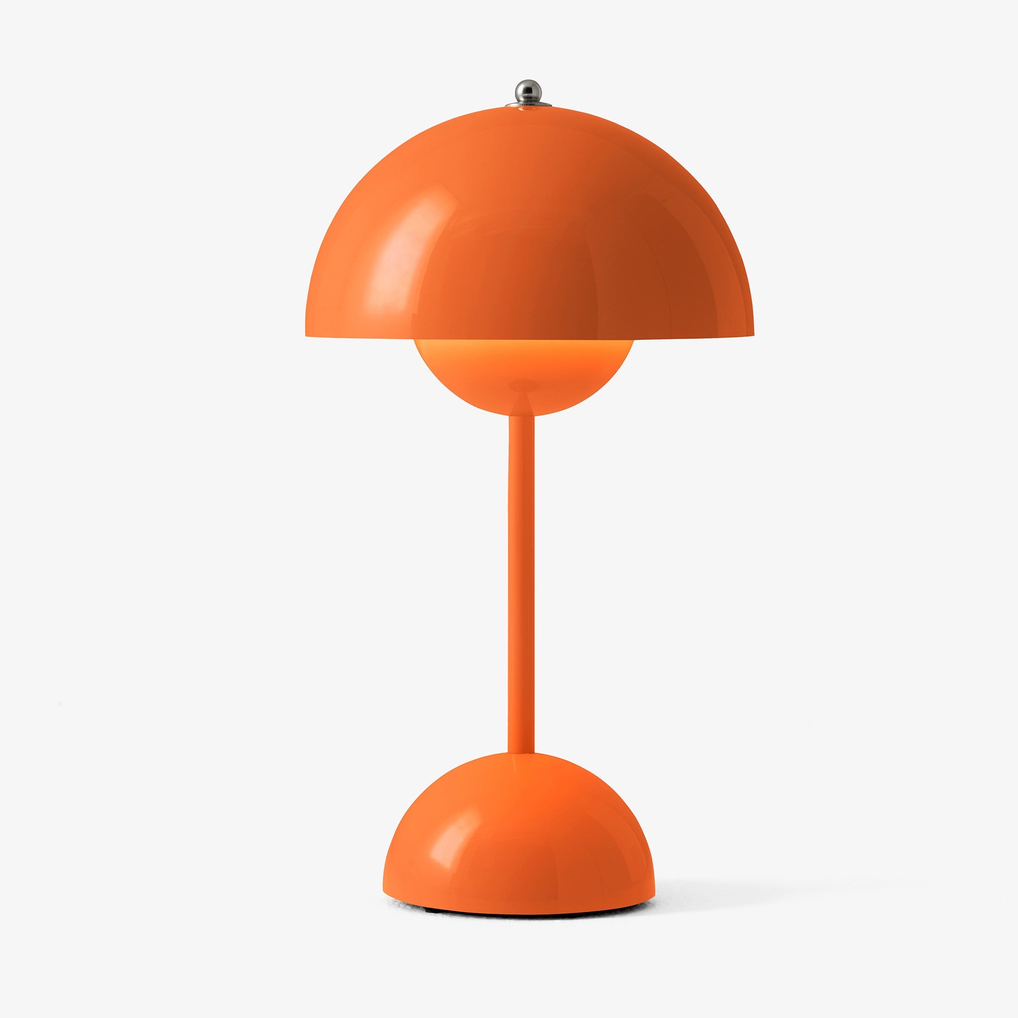 Aura Portable Lamp