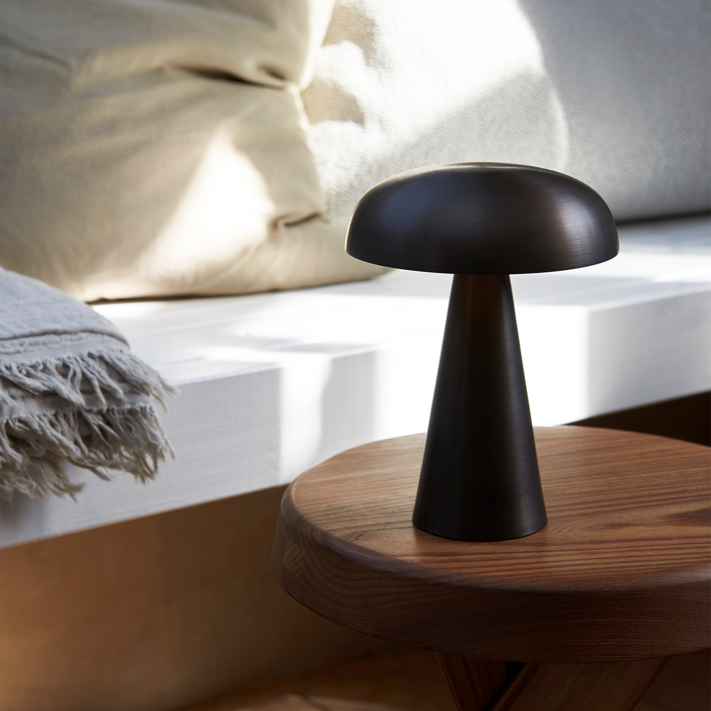Nova Portable Lamp