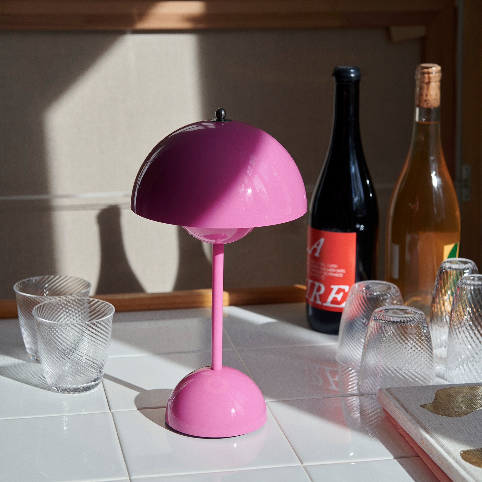 Aura Portable Lamp