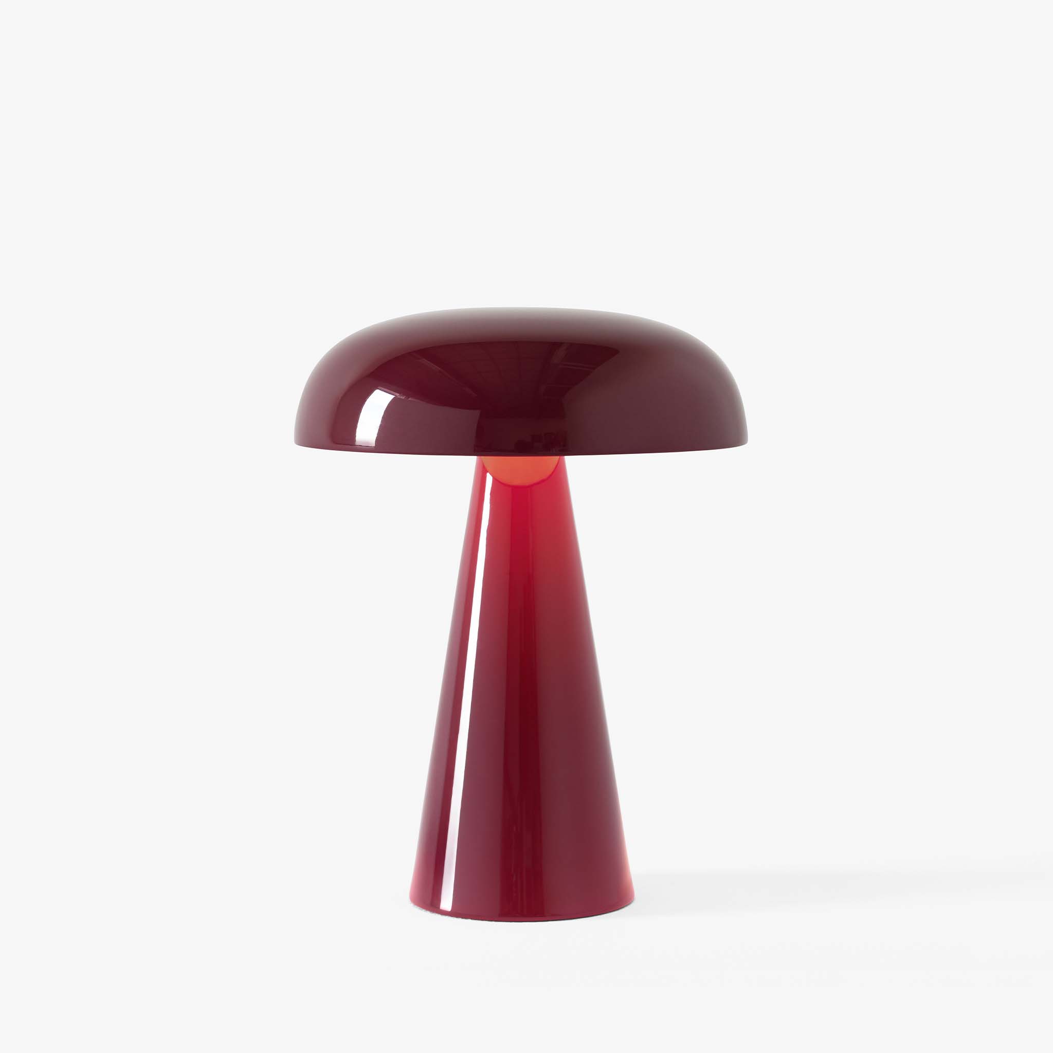 Nova Portable Lamp