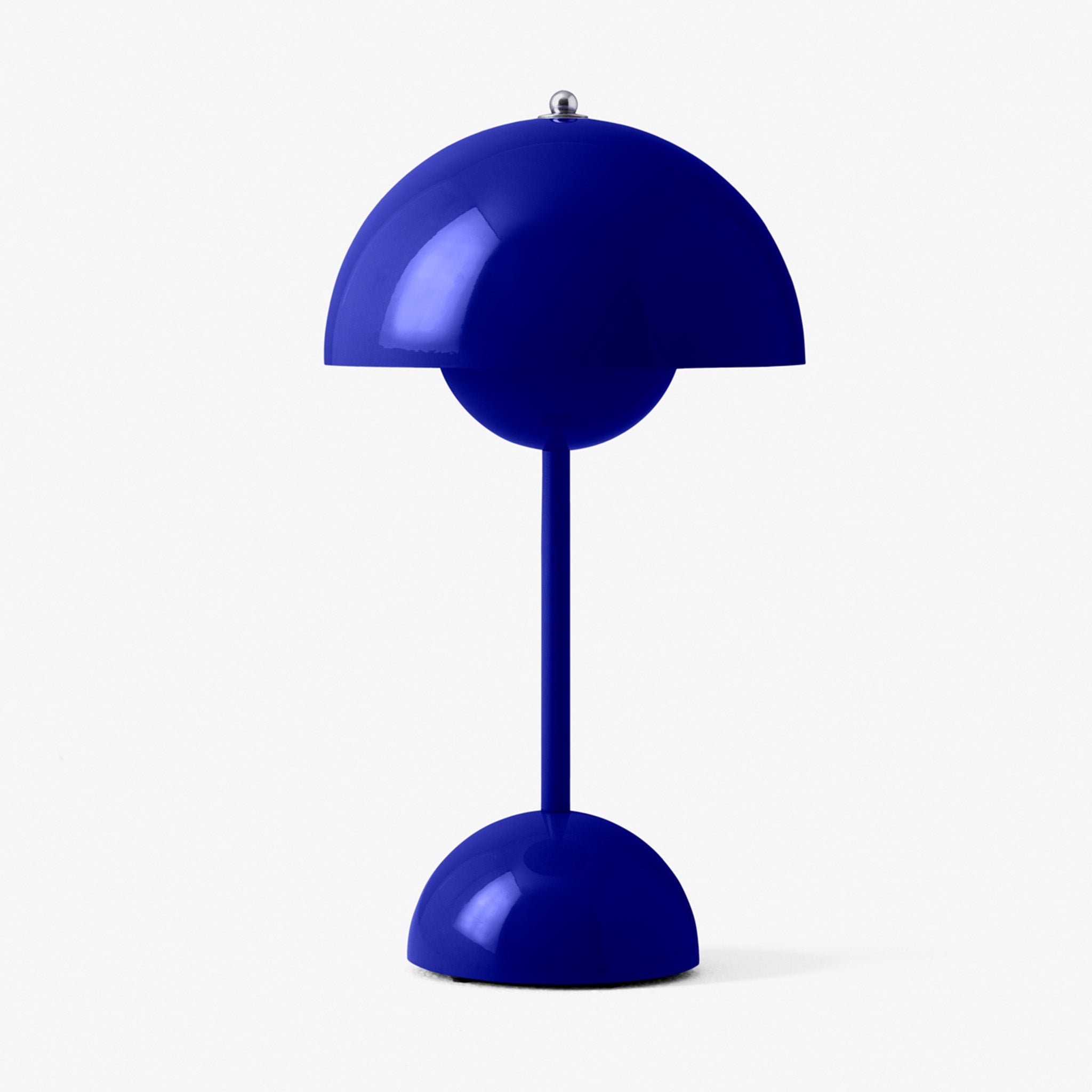 Aura Portable Lamp