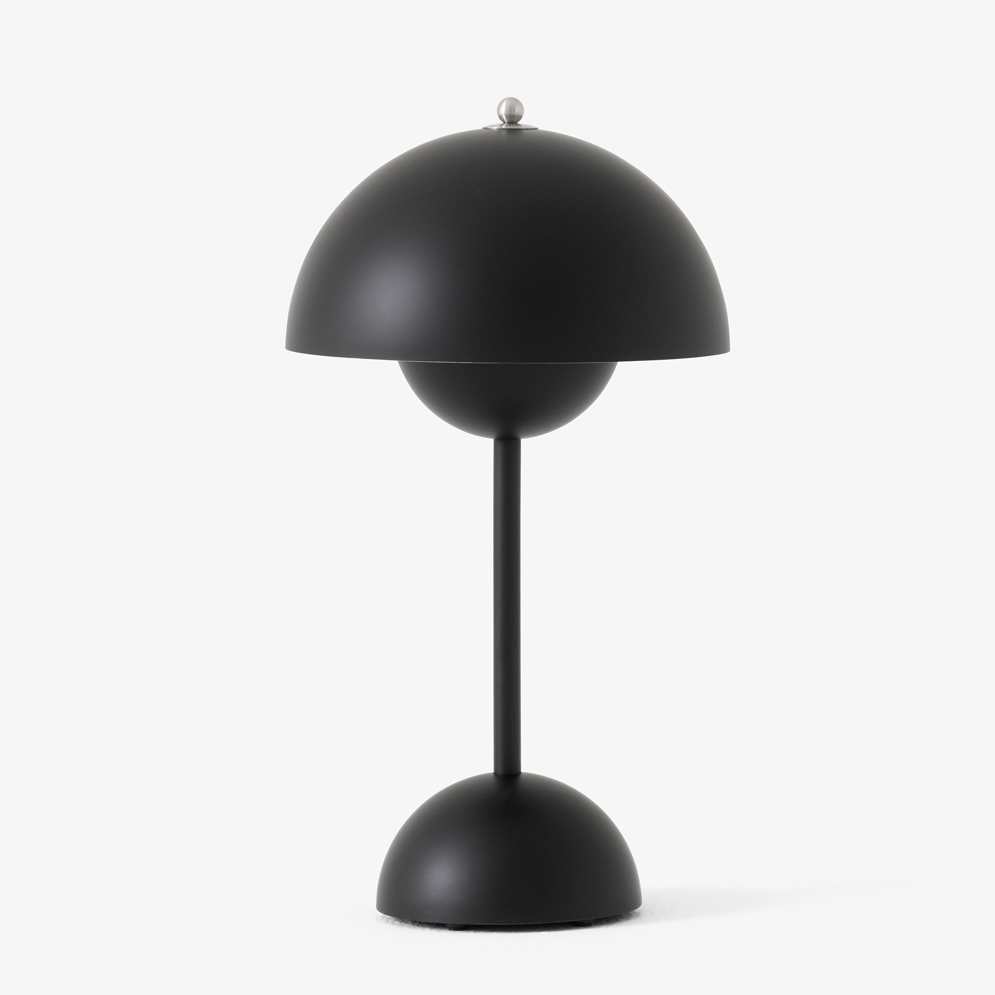 Aura Portable Lamp