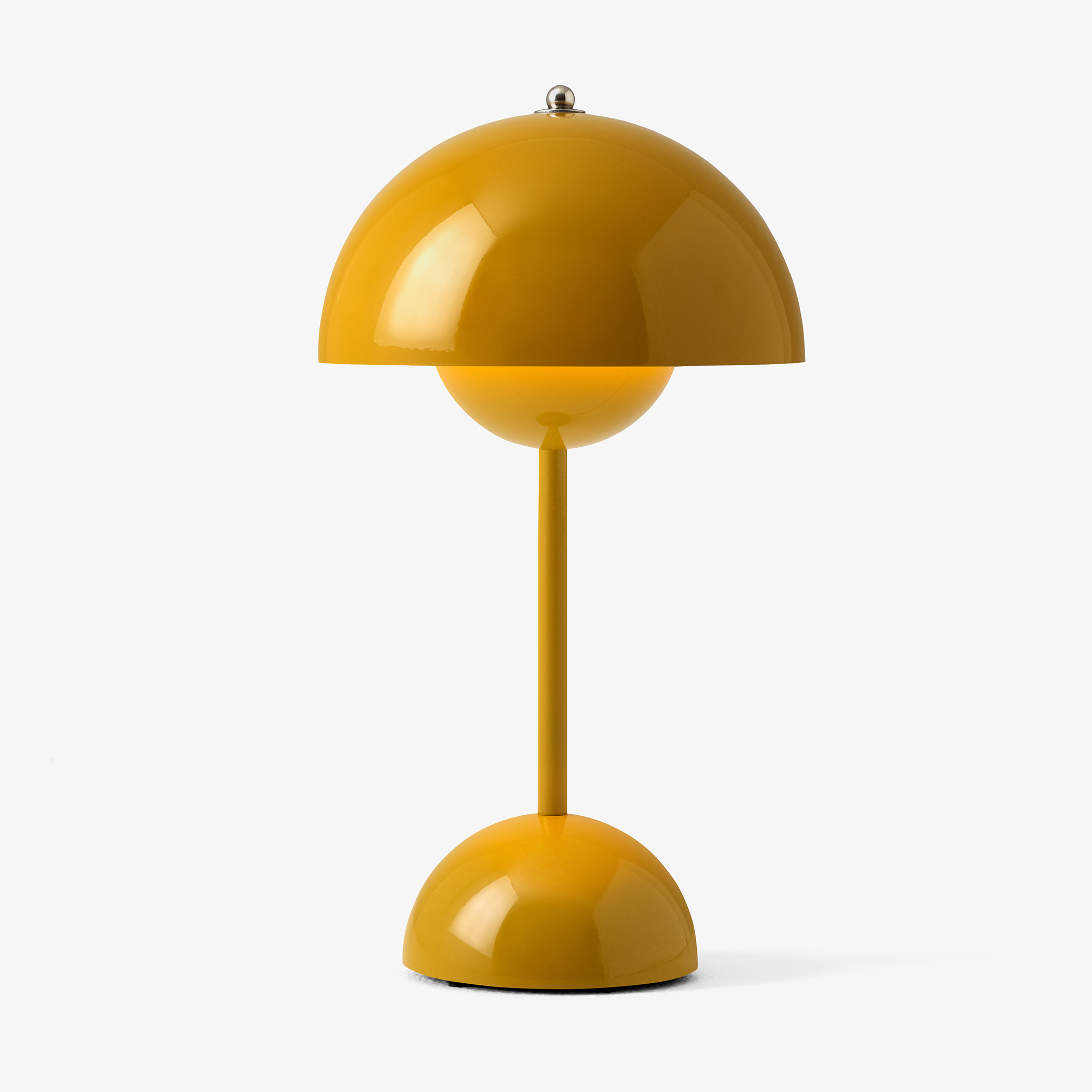 Aura Portable Lamp