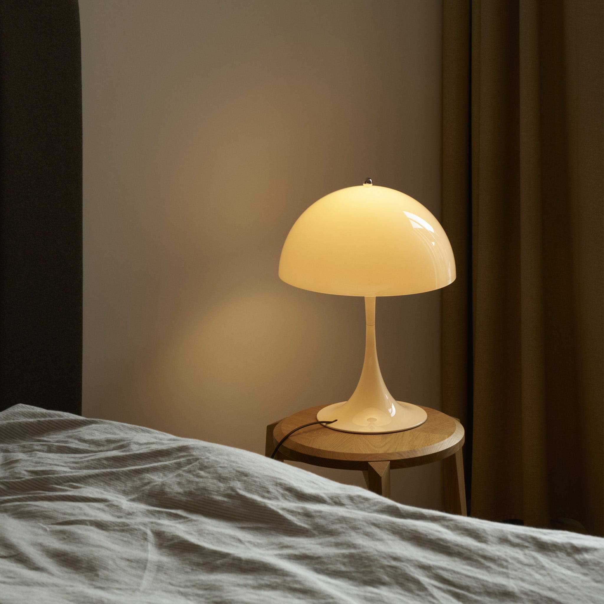 Luna Table Lamp