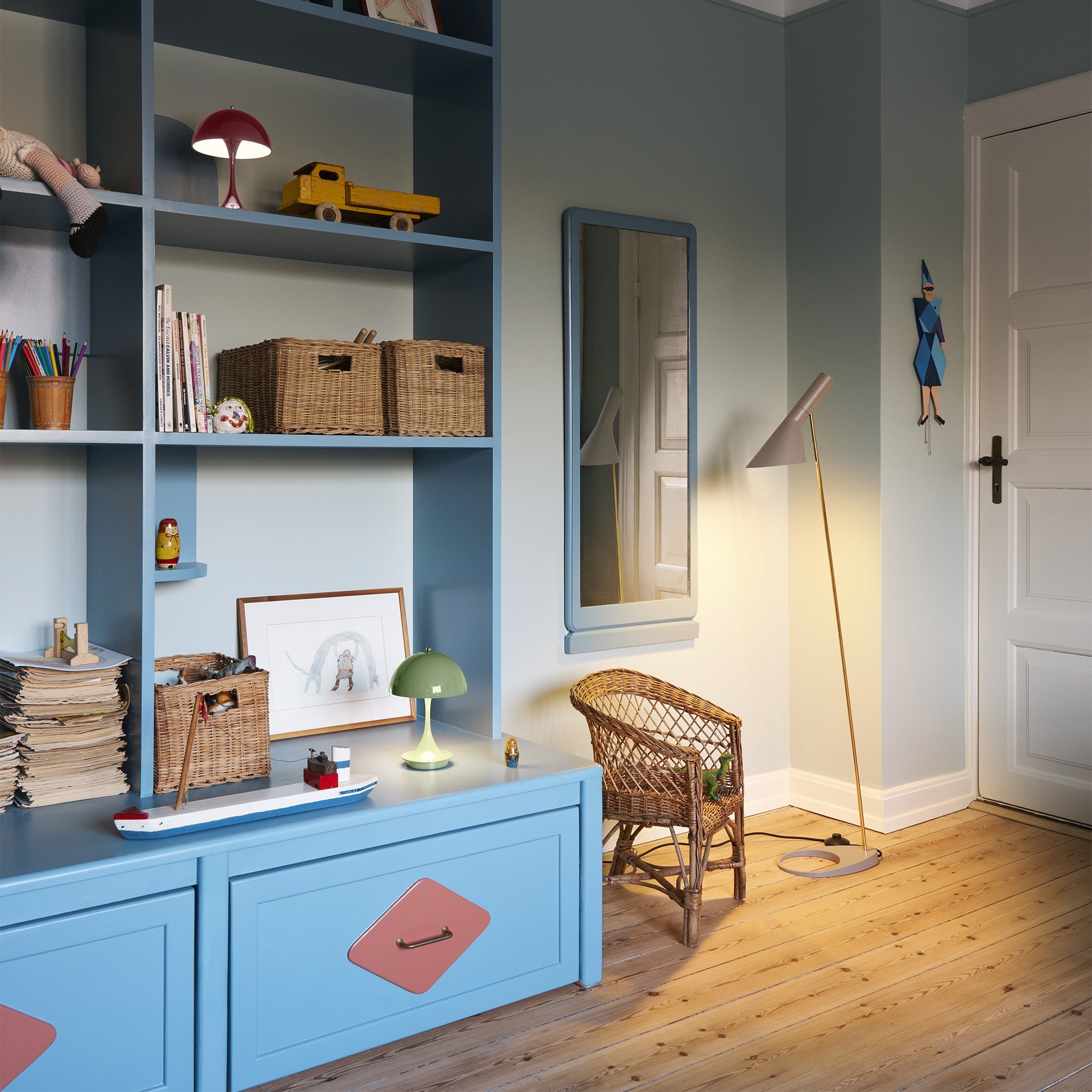 Angle Floor Lamp