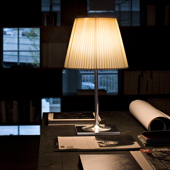 Form Table Lamp